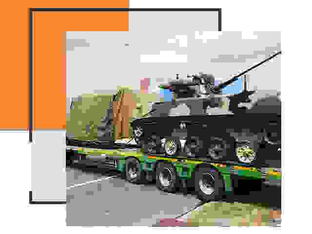 Перевозка военной техники в Кызыле